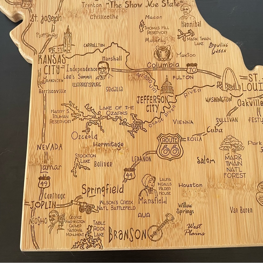 $10 SALE Missouri State Shaped Charcuterie Cutting Board Totally Bamboo - Picture 3 of 10